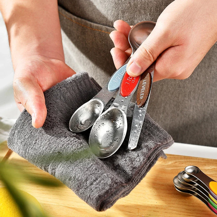 8-Piece Magnetic Stainless Steel Measuring Spoons